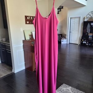 Entro fushia pocket maxi dress. Like new.